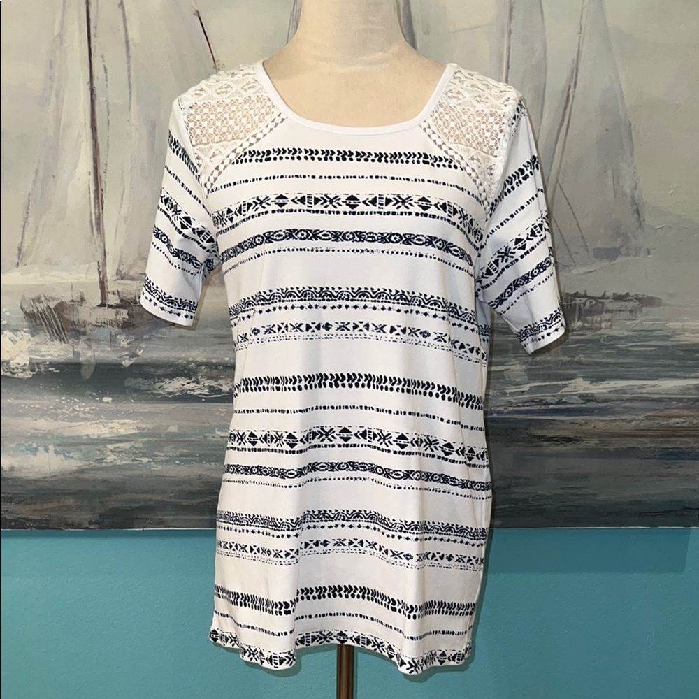 Allison Daley Crocheted Back Short Sleeve T-Shirt, Medium